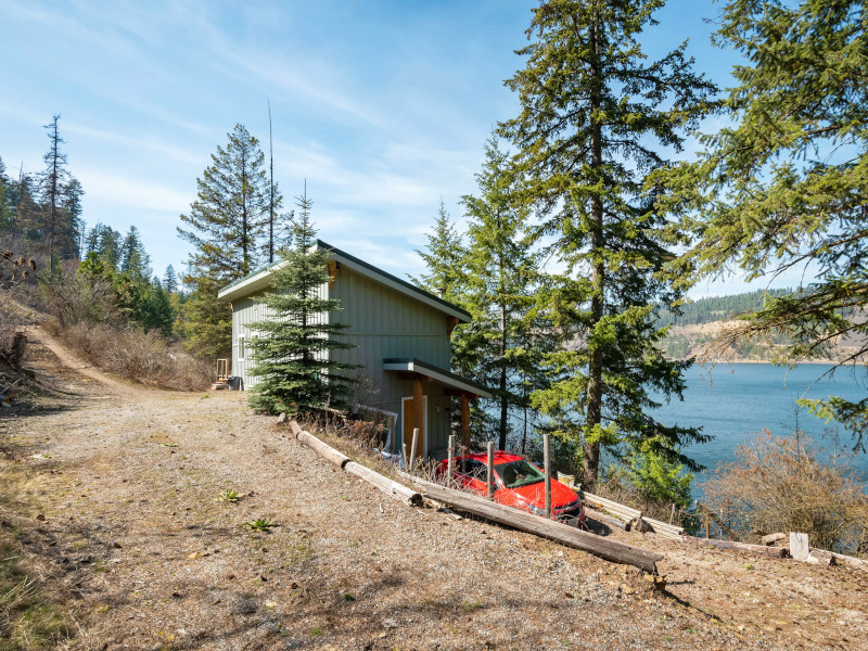 Picture of the Two Lakefront Homes - Main Home & Floating Home in Coeur d Alene, Idaho