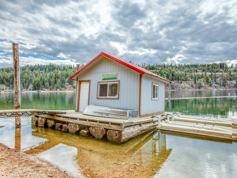 Picture of the CDA Lakefront Retreat - Harrison in Coeur d Alene, Idaho