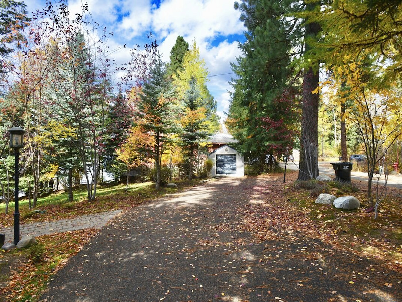 Picture of the Classic McCall Lake House in McCall, Idaho