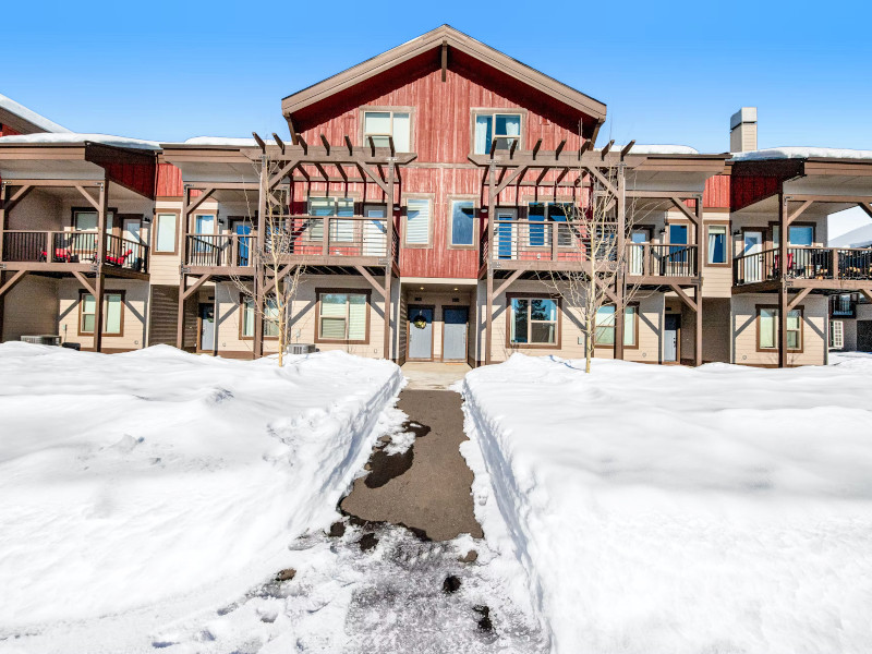 Picture of the Broken Pine Townhomes in McCall, Idaho