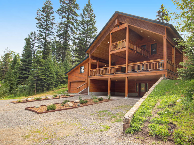 Picture of the McAbu House in McCall, Idaho