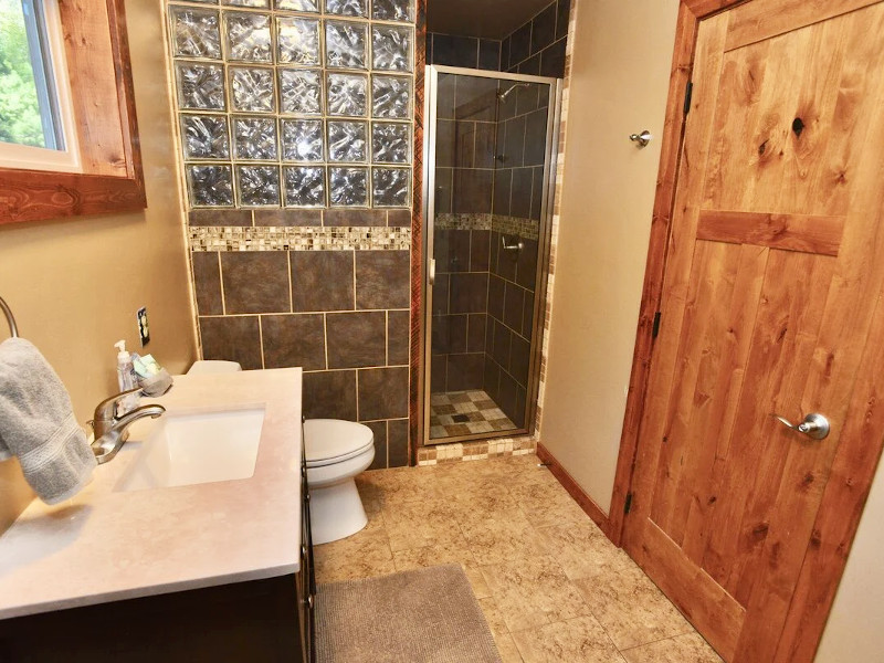 Picture of the Bearadise in McCall, Idaho