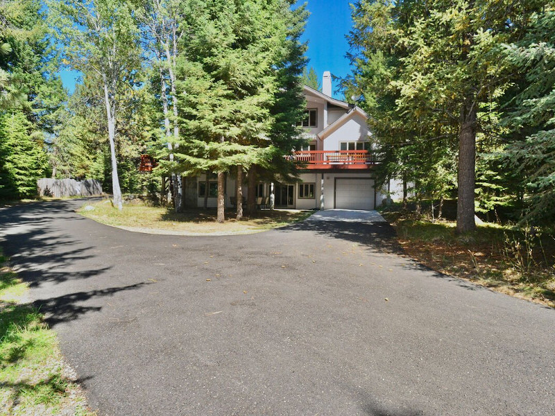 Picture of the Spring Mountain Manor in McCall, Idaho