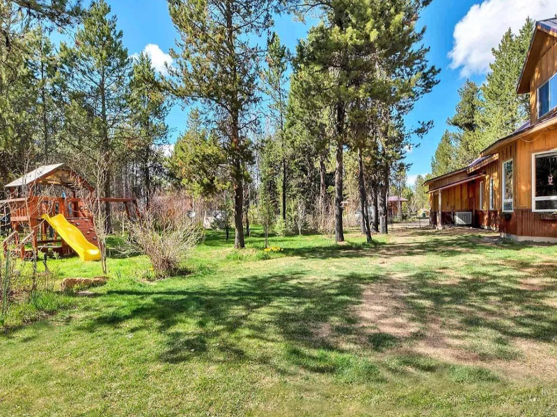 Picture of the Mt. Leon Lodge in Donnelly, Idaho