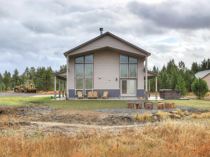 Picture of the Hillbilly Hideaway in Donnelly, Idaho