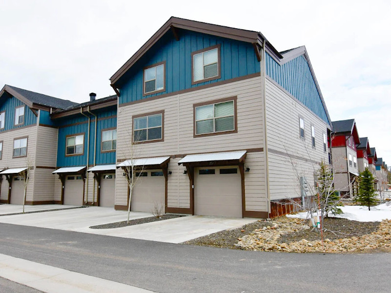 Picture of the Broken Pine Townhomes in McCall, Idaho