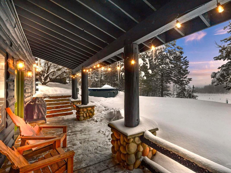 Picture of the Black Fork Lodge in McCall, Idaho