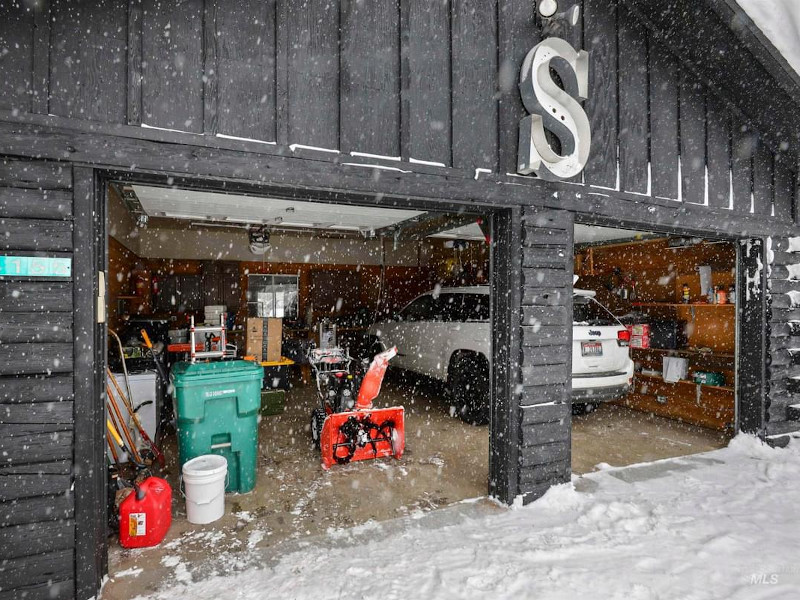 Picture of the Black Fork Lodge in McCall, Idaho