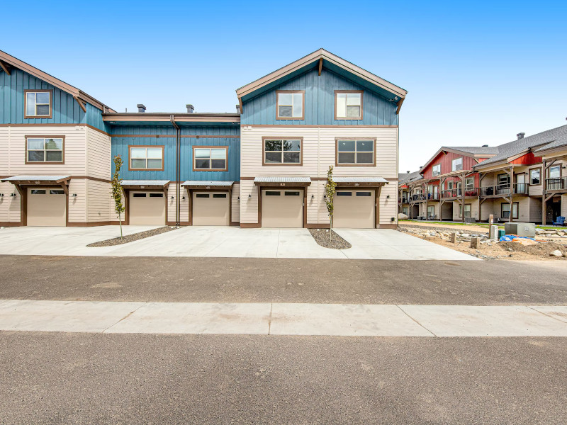 Picture of the Broken Pine Townhomes in McCall, Idaho