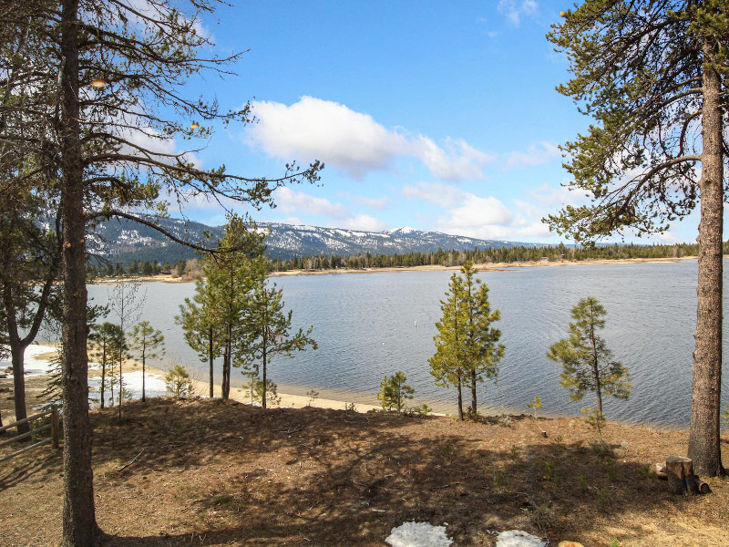 Picture of the Sandy Shores in Donnelly, Idaho