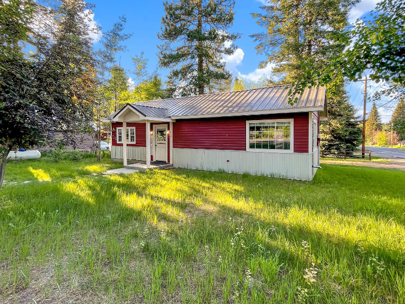 Picture of the Little Red Cabin in McCall, Idaho