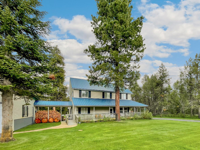 Picture of the Lake Front Ranch House in Donnelly, Idaho