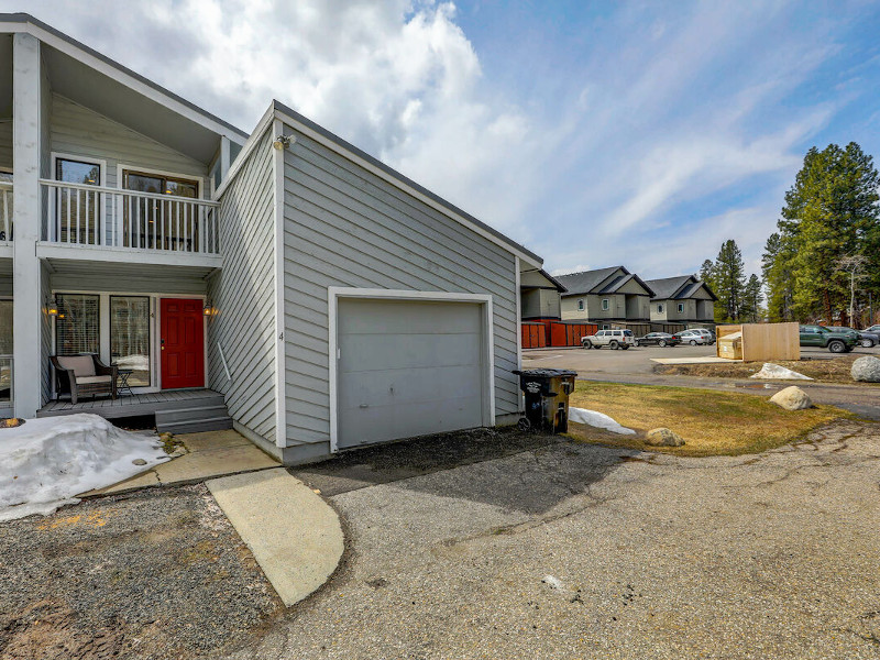 Picture of the Wolf Den Townhomes in McCall, Idaho