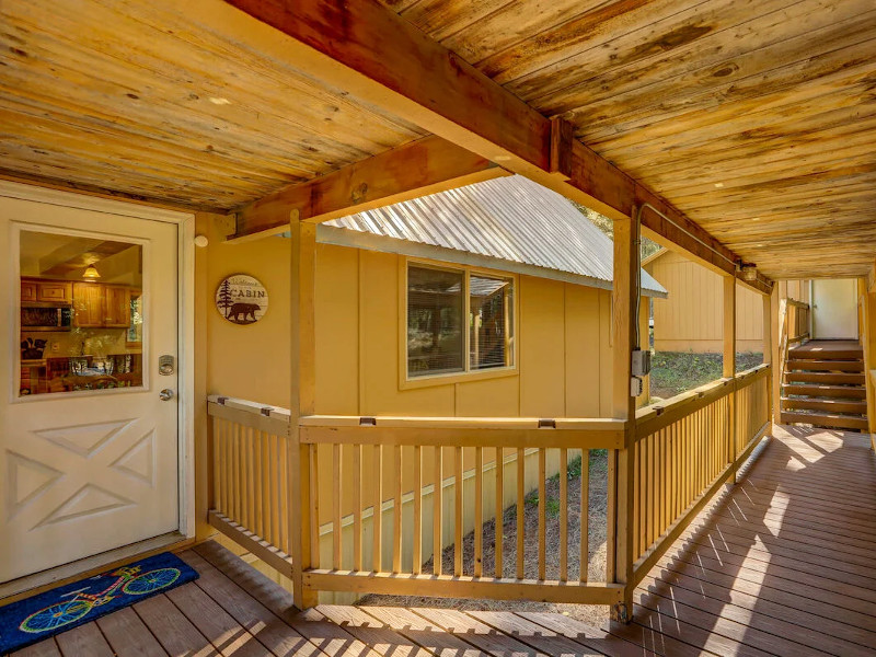 Picture of the Carlson Cabin in McCall, Idaho