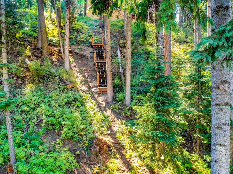 Picture of the Carlson Cabin in McCall, Idaho