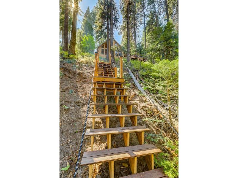 Picture of the Carlson Cabin in McCall, Idaho