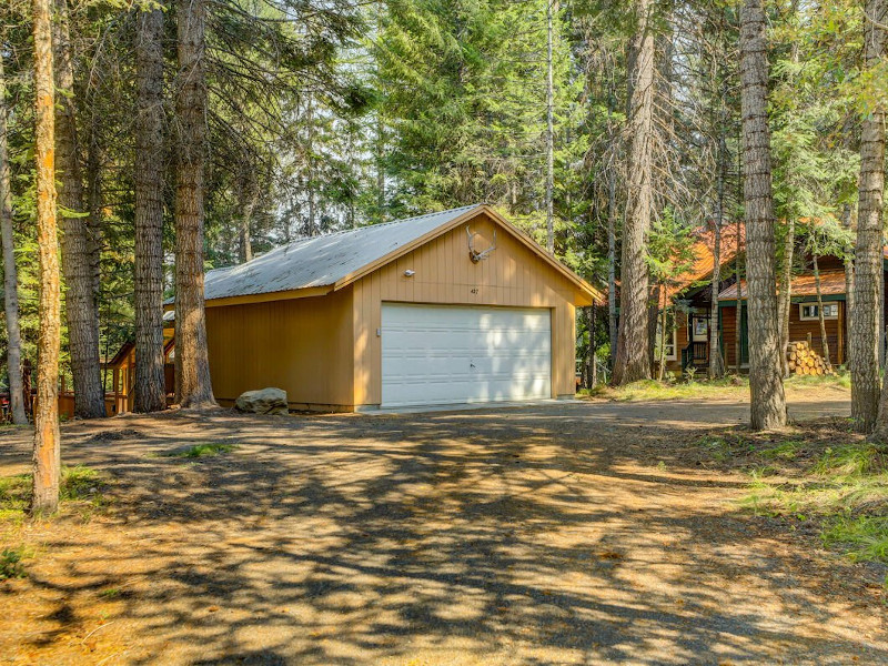 Picture of the Carlson Cabin in McCall, Idaho