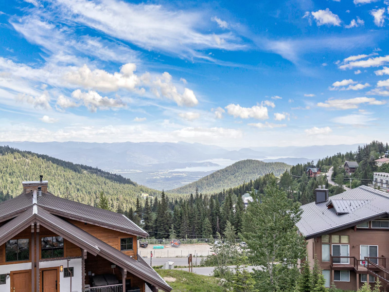 Picture of the Mountainside Chalet in Sandpoint, Idaho