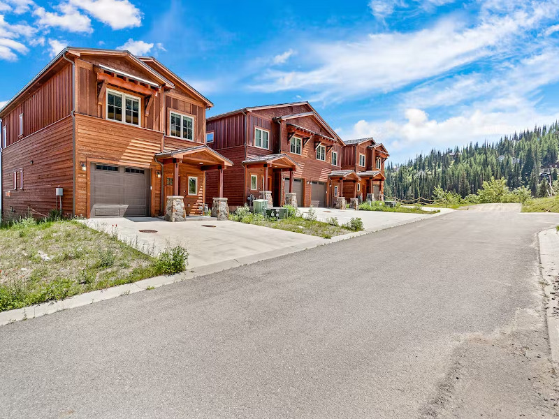 Picture of the Mountainside Chalet in Sandpoint, Idaho