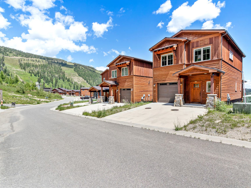 Picture of the Mountainside Chalet in Sandpoint, Idaho