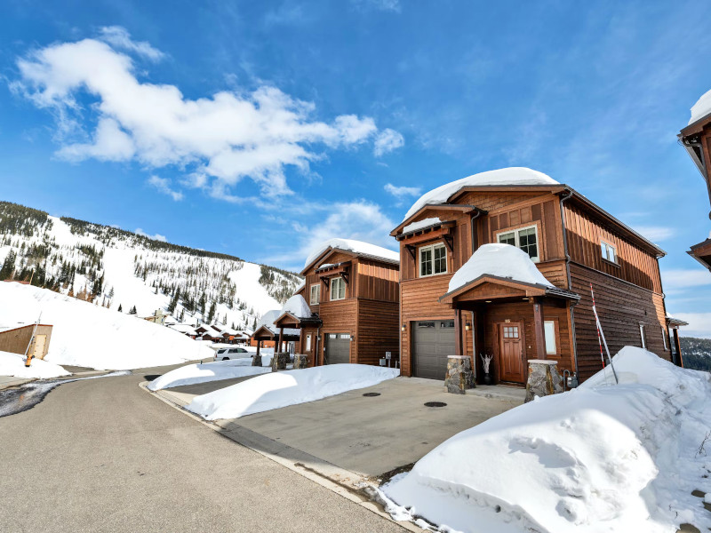 Picture of the Mountainside Chalet in Sandpoint, Idaho