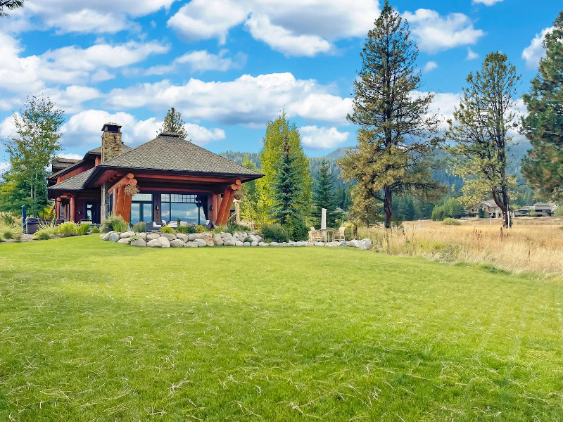 Picture of the Azure Mountain Mansion in Donnelly, Idaho