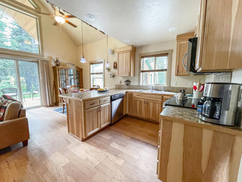 Picture of the Pine Cone Cottage in Donnelly, Idaho