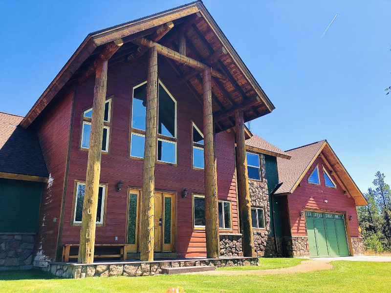 Picture of the Lake Forest Lodge in Donnelly, Idaho