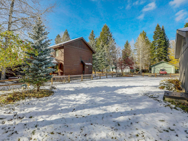 Picture of the Dobbys Place in McCall, Idaho