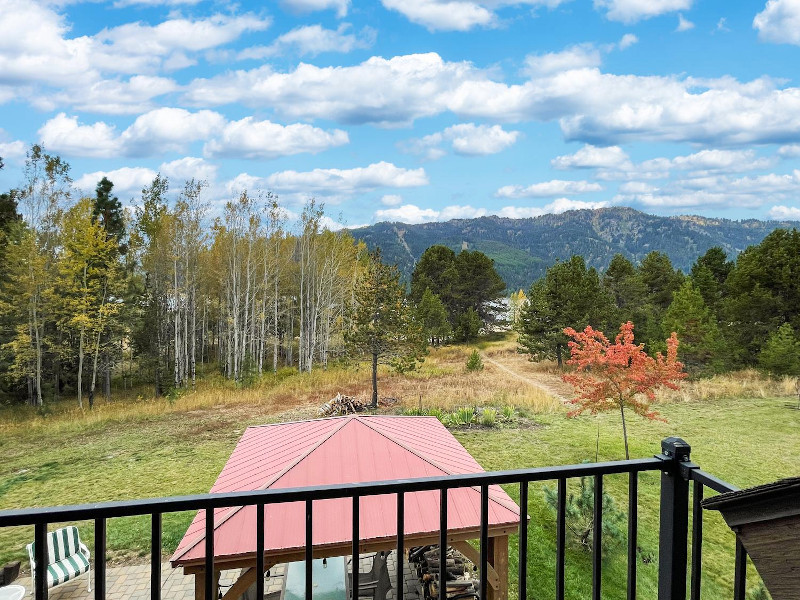 Picture of the Mountain Lake Retreat in Donnelly, Idaho