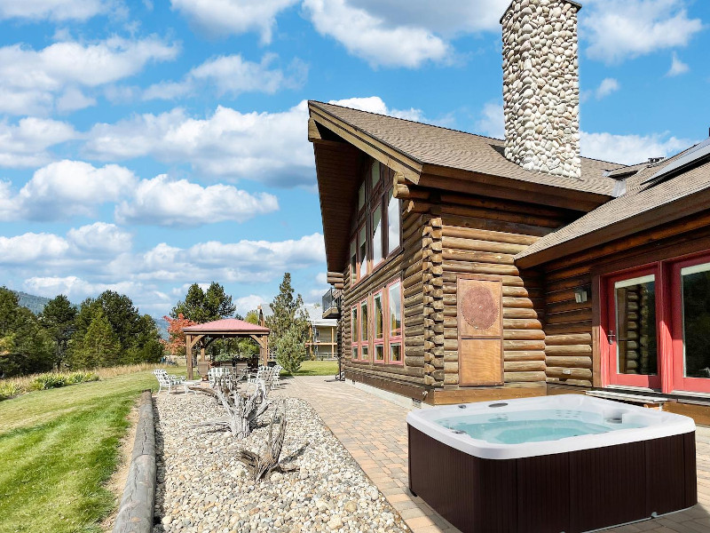 Picture of the Mountain Lake Retreat in Donnelly, Idaho