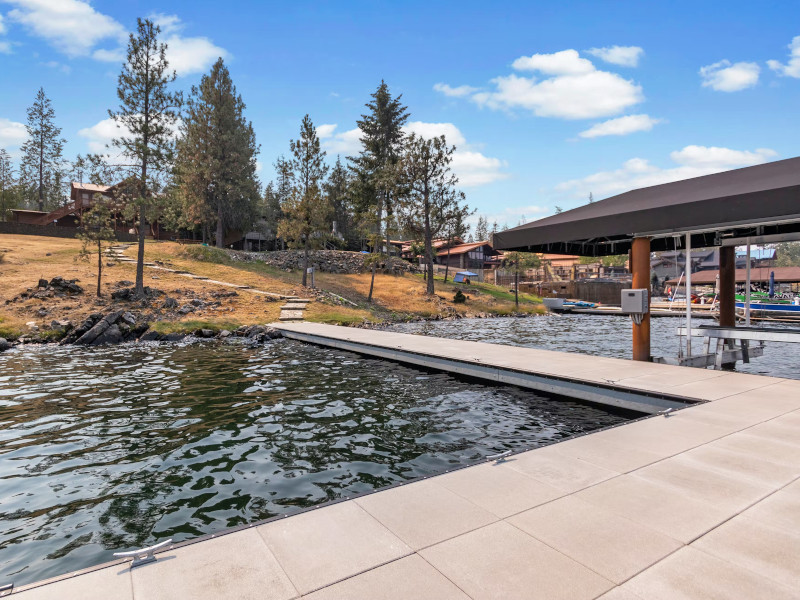 Picture of the Lakeside Landing - Hope in Sandpoint, Idaho