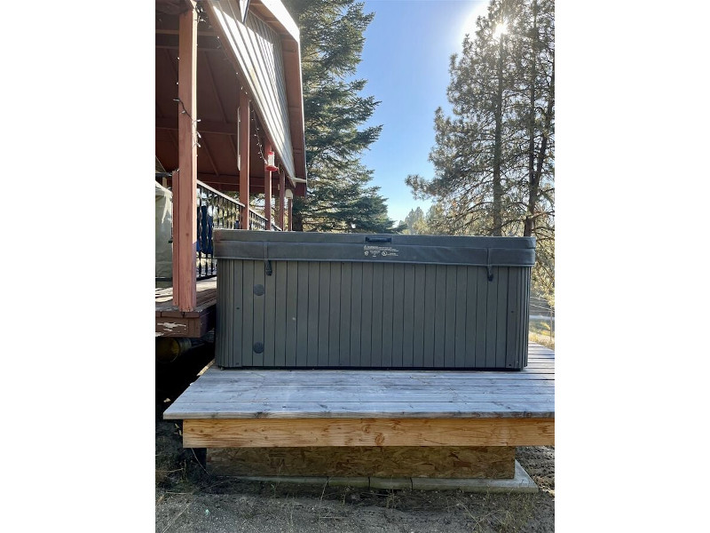 Picture of the Keys Loaf n Shed in Cascade, Idaho