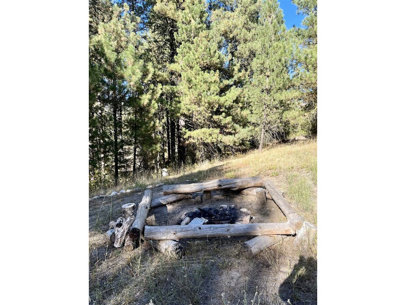 Picture of the Keys Loaf n Shed in Cascade, Idaho