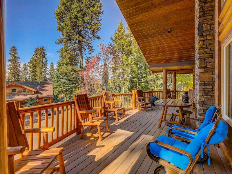 Picture of the Aspen Lodge in McCall, Idaho