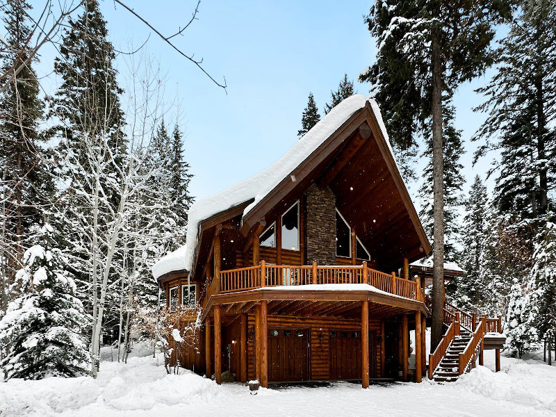 Picture of the Aspen Lodge in McCall, Idaho