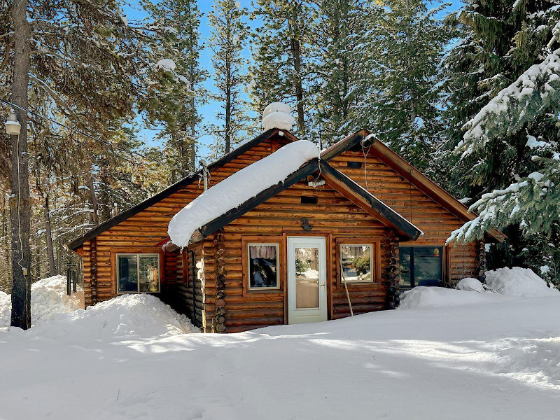 Picture of the Hunt Lodge in Donnelly, Idaho