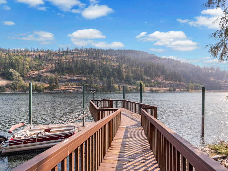 Picture of the Heckaneckis River Lake Lodge - Clark Fork, ID in Sandpoint, Idaho