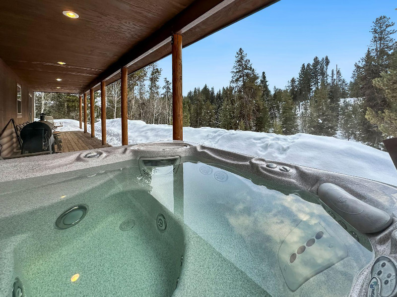 Picture of the Big Buck Lodge in McCall, Idaho