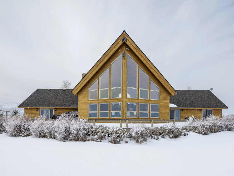 Picture of the Idyllic Riverfront Retreat in Victor, Idaho