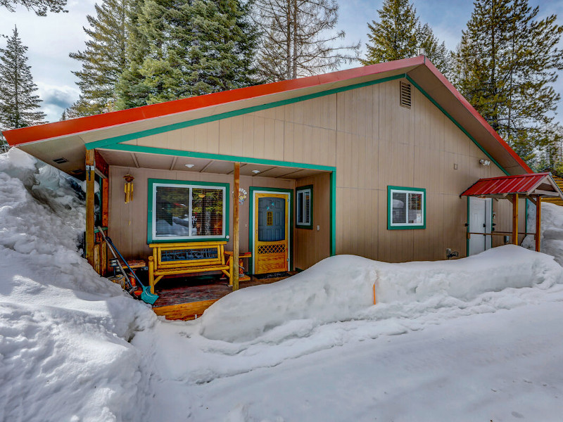 Picture of the Boulder Creek Cabin in Donnelly, Idaho