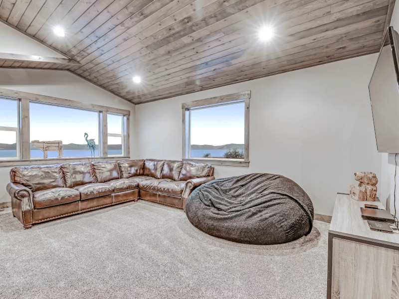 Picture of the The Pirate Ship Chalet in Fish Haven, Idaho