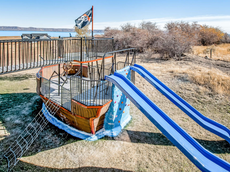 Picture of the The Pirate Ship Chalet in Fish Haven, Idaho