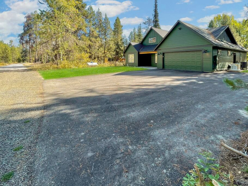 Picture of the Huckleberry Hideout in Donnelly, Idaho