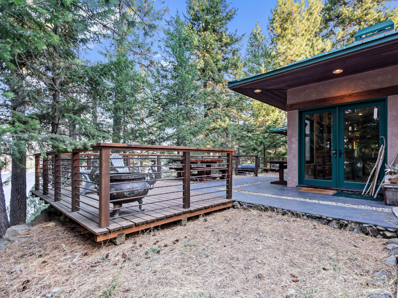 Picture of the Selby Knoll Estate (Main & Guesthouse) in Harrison, Idaho