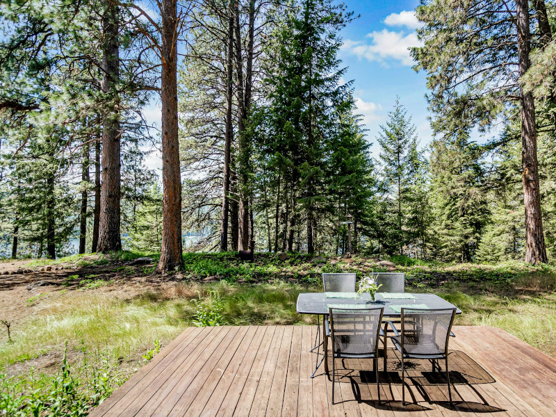 Picture of the Selby Knoll Estate (Main & Guesthouse) in Harrison, Idaho