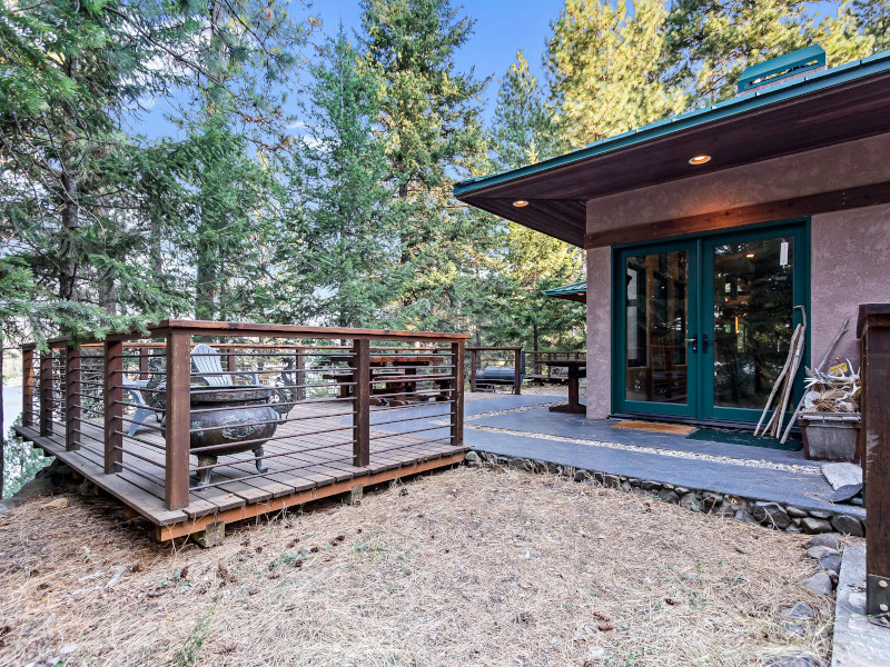 Picture of the Selby Knoll Main House in Harrison, Idaho