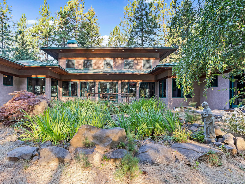 Picture of the Selby Knoll Main House in Harrison, Idaho