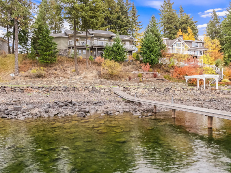 Picture of the Driftwood Luxury in Harrison, Idaho