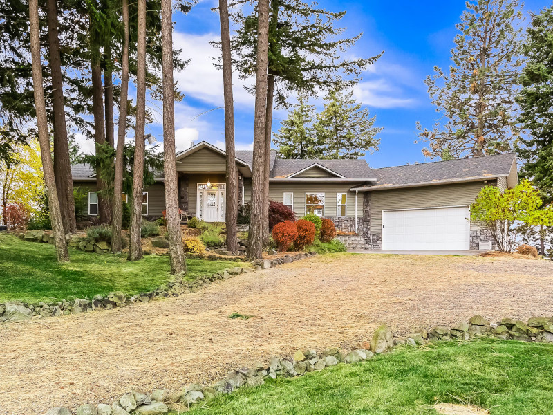 Picture of the Driftwood Luxury in Harrison, Idaho